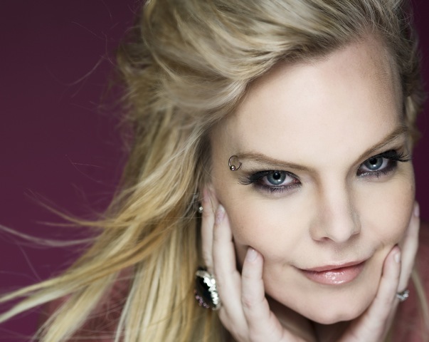Anette Olzon (ex-Nightwish):”Am fost concediata exact ca Tarja”